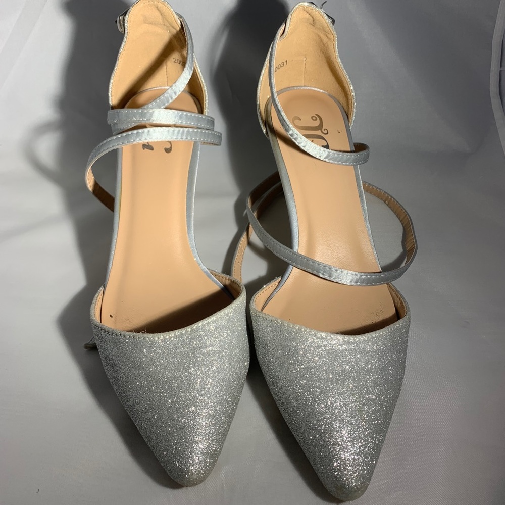 Size 6, JG kitten heels. Worn once for wedding!